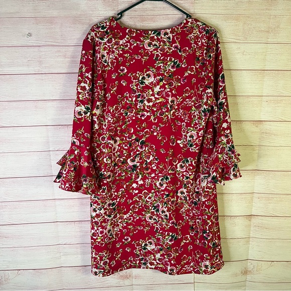 WAYF Pink Floral Bell Sleeve  Dress Size Medium - Picture 6 of 6